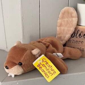 NEW🌈 Creature Comfort Beanie Beaver plush animal